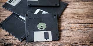 Dispositivos de Almacenamiento Secundario