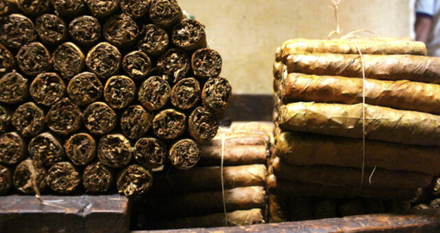 Se realiza la primera exportación de Colombia