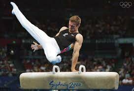 Alekséi Némov comença a fer gimnàstica