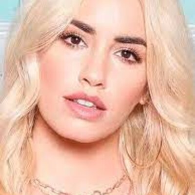 Timeline: LALI ESPÓSITO