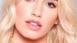 Timeline: LALI ESPÓSITO