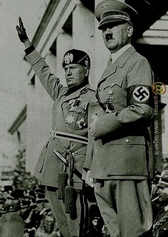 PATTO DI AMICIZIA MUSSOLINI E HITLER