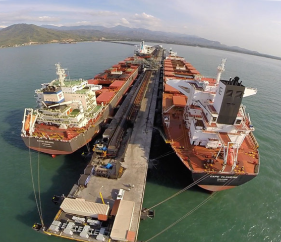 Primer embarque de carbón utilizando el sistema de carga directo