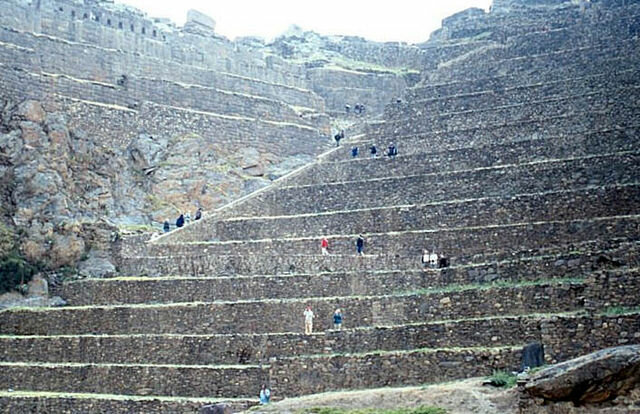 BATALLA DE OLLANTAYTAMBO