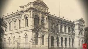 fundación de la universidad