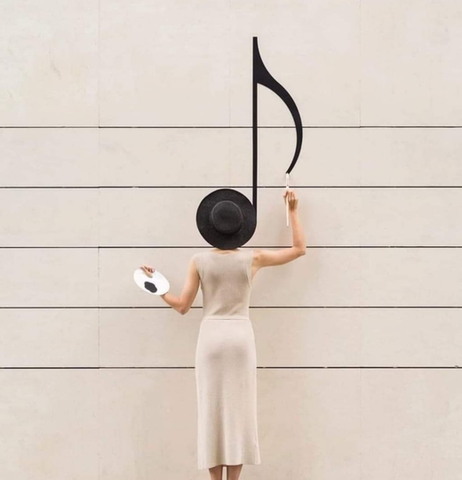 Η μουσική στη ζωή του