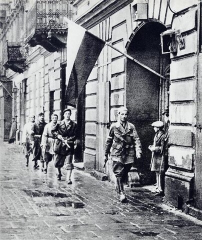 1 de agosto de 1944 al 5 de octubre de 1944.
