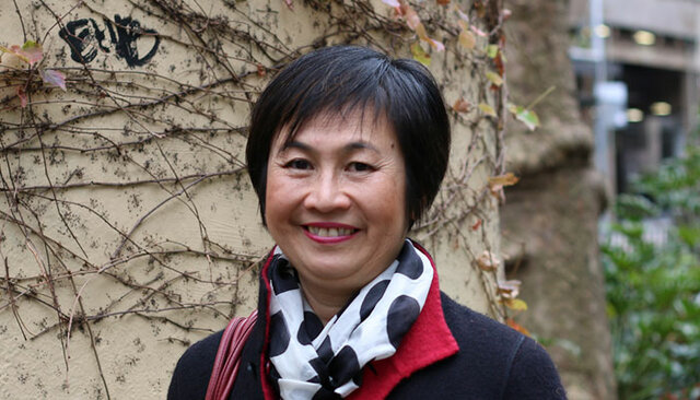 Hoa Bui is the first Asian-born President.