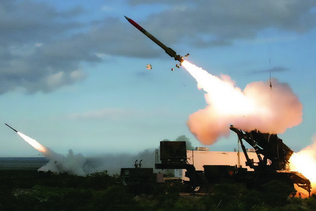Israel es atacado con misiles iraquíes SCUD durante la Guerra del Golfo Pérsico.