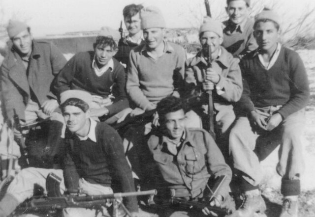 Se forma el Leji, movimiento clandestino; se crea el Palmaj, fuerza de choque de la Haganá.