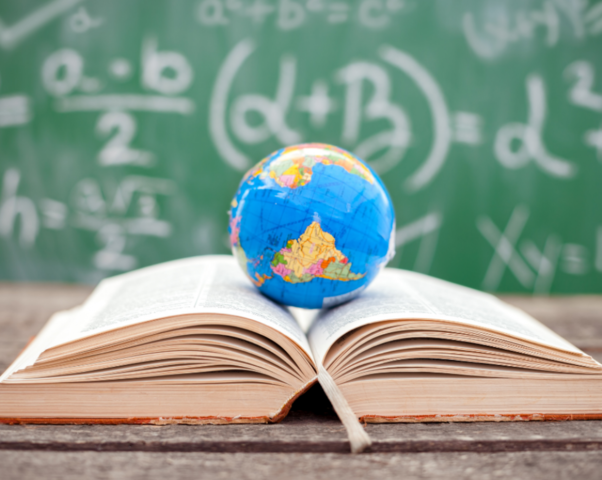 Invirtiendo en educación.