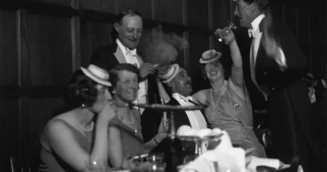 Canada economy booms a part of roaring 20's +2