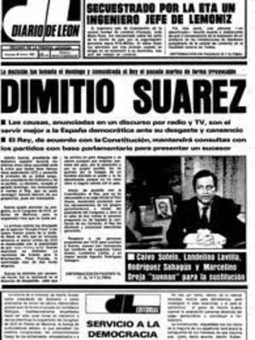 Adolfo Suarez dimisioa eman zuen