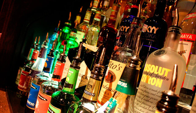 MONSTRUOS DEL LICOR