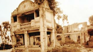 DESTRUYEN EL CAMPO DE CONCENTRACION