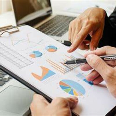 Timeline: Antecedentes históricos de la Administración