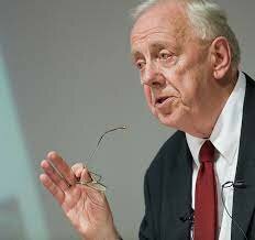 ALASDAIR MACINTYRE