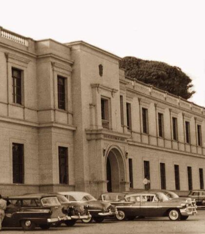 Creó el Centro de Altos Estudios Militares (CAEM).