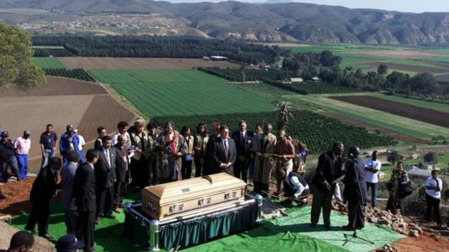 Repatriación De Los Restos De Sara A Sudáfrica