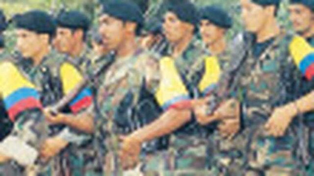 Fuerzas Armadas Revolucionarias de Colombia – Ejército del Pueblo (FARC-EP) ~Pizarro Leongómez, E. (2011, 29 octubre). Para conocer la historia de las Farc [Fotografía]. Semana. https://www.semana.com/para-conocer-historia-farc/248589-3/