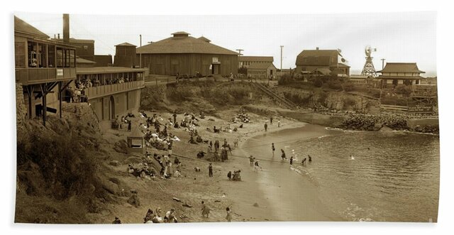 1931 - The Fight Over Beach Access
