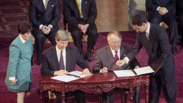 Firma de la Paz Firme y Duradera