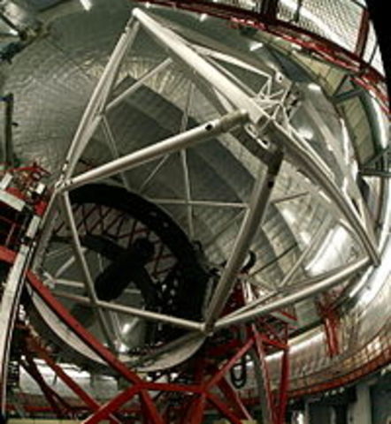 Niccolo Zucchi constructs reflecting telescope