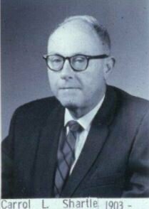 Teoria conductual Carrol Shartle