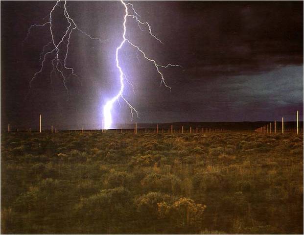 Walter de Maria. The Lighting Field. 1977