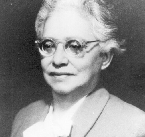Rosaura Zapata