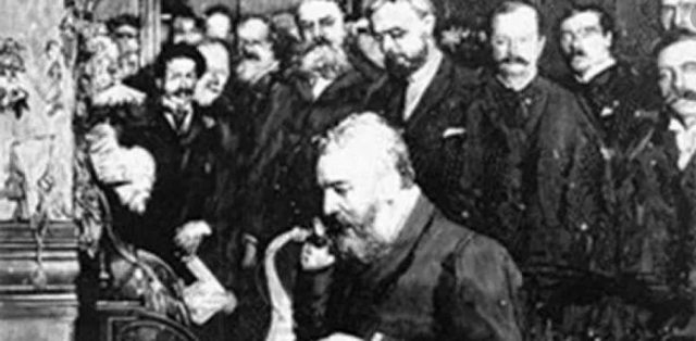 Primera llamada telefónica