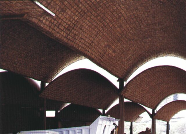 Garaje Carugatti, Montevideo