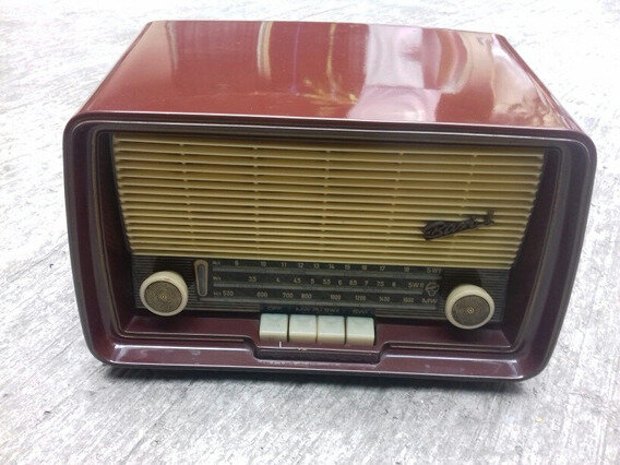 PRIMERA PUBLICIDAD RADIOFONICA