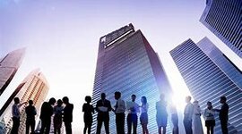 Timeline: Evolució històrica de l'empresa