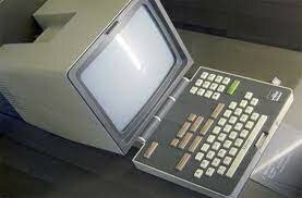 1984 Exito del proyecto Minitel