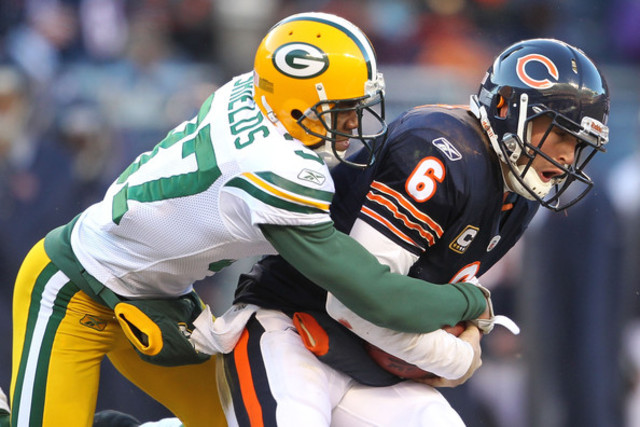 Cutler goes down in NFC Championship game