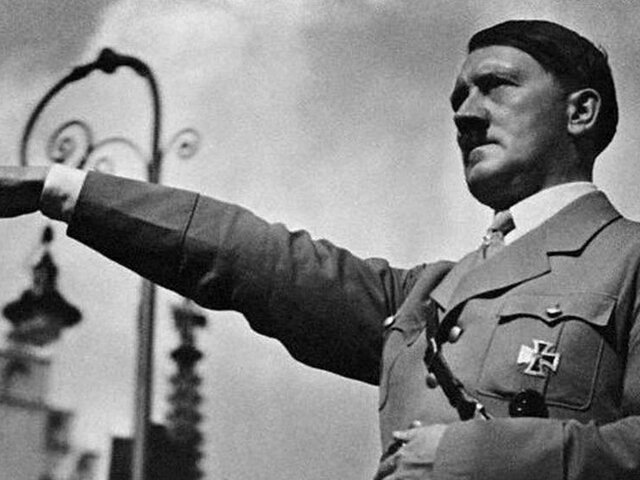 Hitler y el nacismo asumen al poder en Alemania.