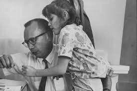 Ivar Loovas (1927-2010) - Psicólogo