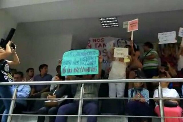 Irrupción a la Condecoración de Ordoñez