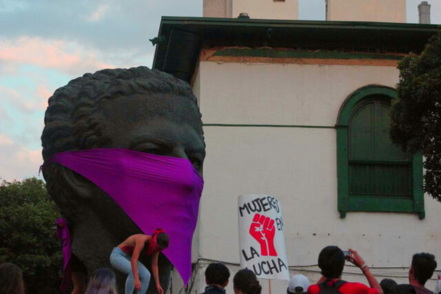 Marea morada del 25 de Noviembre