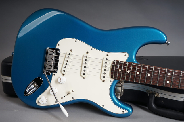 American Standard Stratocaster released
