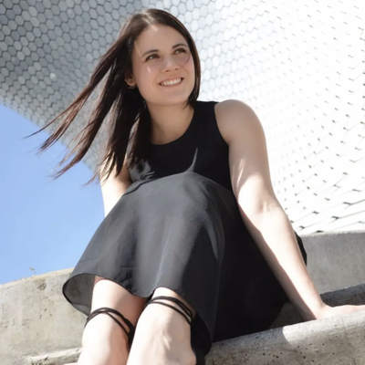 Timeline: Biografía Jhoanna