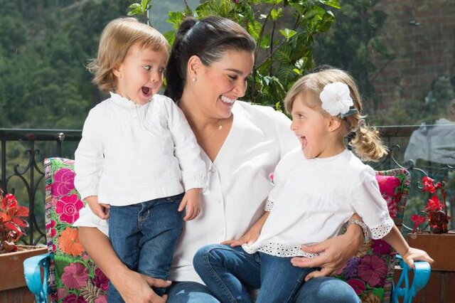 NACIMIENTO DE SU HIJA RAQUEL