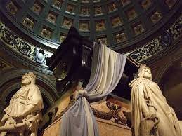 Repatriación de sus restos.