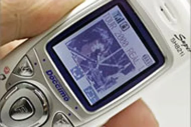 What was the first mobile virus and when was it created?