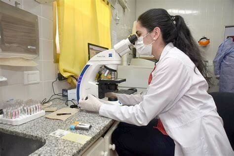 Inicio vida laboral como parasitóloga