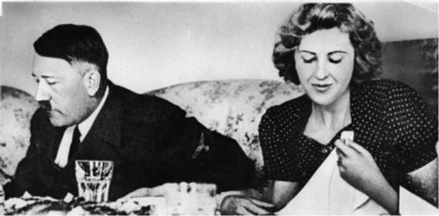 Perú declara guerra a los ejes y el sucidio de Hitler y su esposa