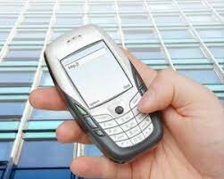 What was the first mobile virus and when was it created?