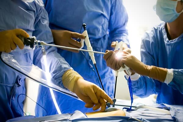 Cirugía robótica con láser no invasiva