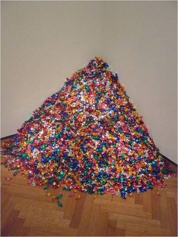 Felix Gonzalez-Torres. Untitled (Portrait of Ross in L.A.), 1991